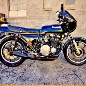 Kawi 78 z1r copy.jpg