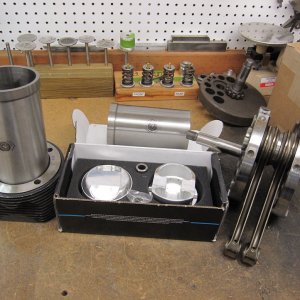 Pistons Liners copy.JPG
