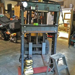 PRESS HYDRAULIC.jpg